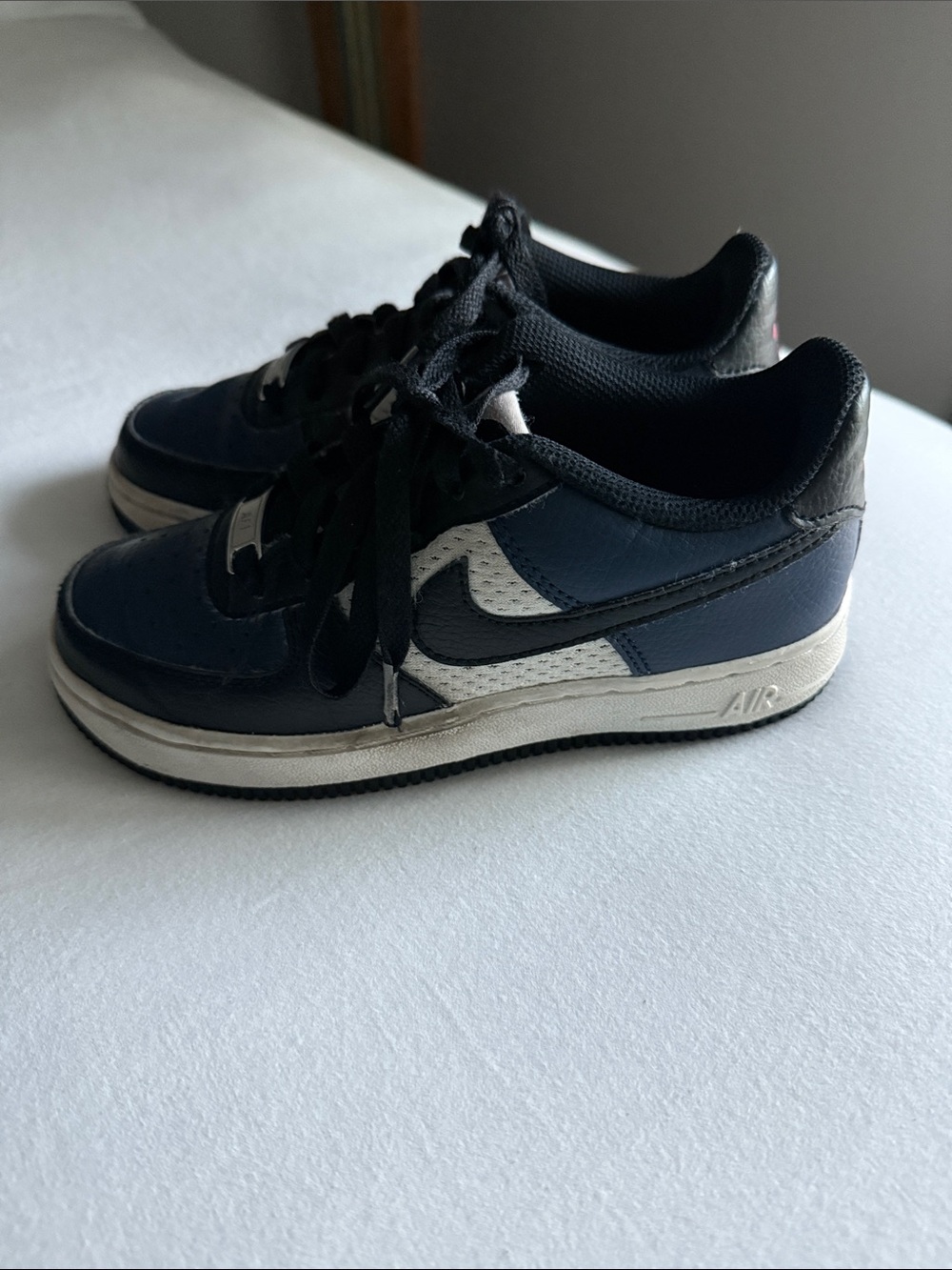 Nike Kids Air Force One Navy, Black & White Low-Top Sneakers